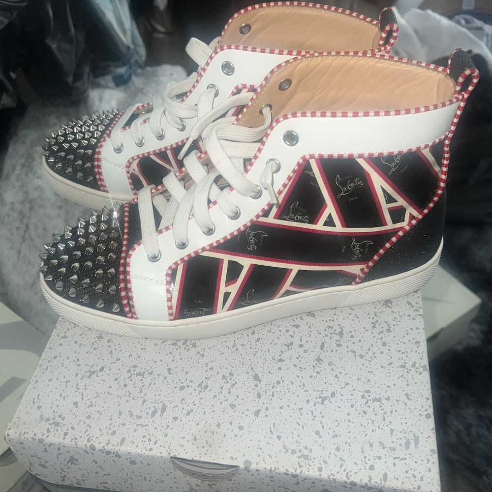 Christian  Louboutin